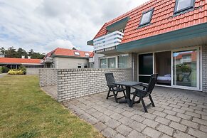 Apartment in De Koog With Free Parking