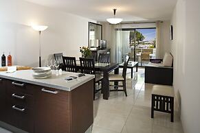 Luxury Apartment With Large Terrace