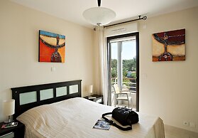 Luxury Apartment With Large Terrace