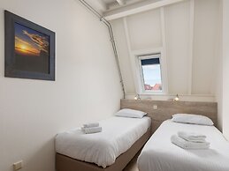 Restyled Apartment not far From the Beach and Sea, on Texel