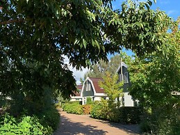 Nice Holiday Home with Dishwasher near Beach