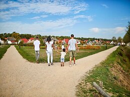 Villa With med Children's Room in Limburg