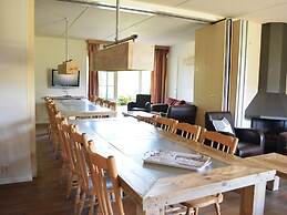 Combined Bungalow with Decorative Fireplace near Veluwe