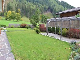 Spacious Chalet in Leogang near Ski Area