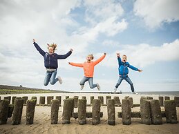 Cozy Villa in Nieuwvliet With Sauna
