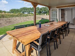 Cozy Villa in Nieuwvliet With Sauna