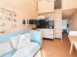 Detached eco Cottage on the Lake Grevelingen