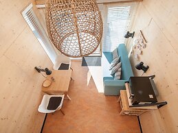 Detached eco Cottage on the Lake Grevelingen