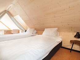 Detached eco Cottage on the Lake Grevelingen