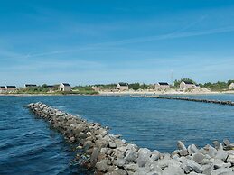 Detached eco Cottage on the Lake Grevelingen