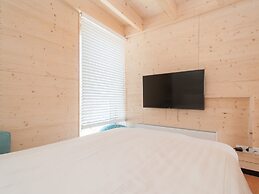 Detached eco Cottage on the Lake Grevelingen