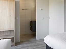 Modern Bungalow With two Bathrooms, 500 m. From the Beach