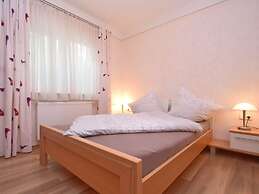 Charming Apartment With Terrace in Deggendorf