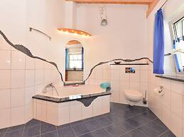 Charming Apartment With Terrace in Deggendorf