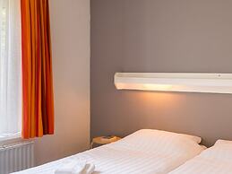 Spacious Bungalow with Dishwasher near Hunebedcentrum