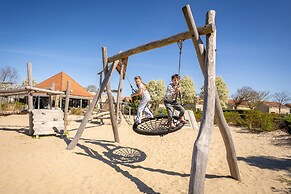 Beachside Bungalow Near Beach