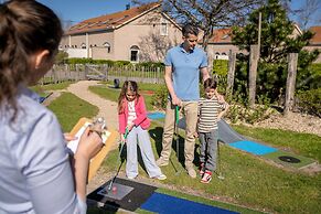 Beachside Bungalow Near Beach