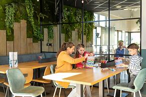 Beachside Bungalow Near Beach