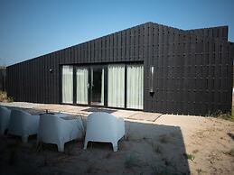 Modern Lodge With Dishwasher, Near the Beach