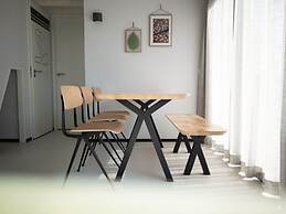 Modern Lodge With Dishwasher, Near the Beach