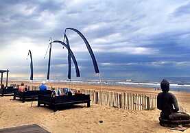 Modern Lodge With Dishwasher, Near the Beach