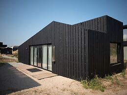 Modern Lodge With Dishwasher, Near the Beach