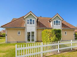 Restyled Villa With Dishwasher and Whirlpool, Near the Sea