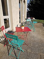Auberge de Jeunesse Orléans Centre Ville - Hostel