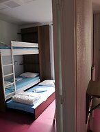 Auberge de Jeunesse Orléans Centre Ville - Hostel
