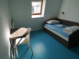 Auberge de Jeunesse Orléans Centre Ville - Hostel