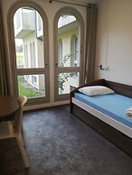 Auberge de Jeunesse Orléans Centre Ville - Hostel