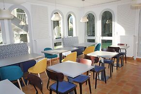 Auberge de Jeunesse Orléans Centre Ville - Hostel