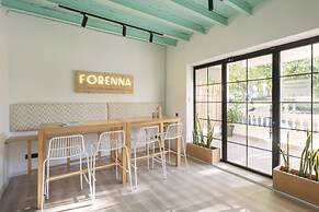 Forenna Hostel - Adults Only