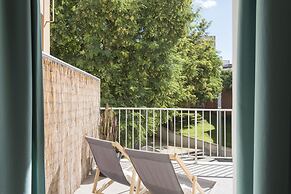 Forenna Hostel - Adults Only