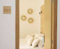 Forenna Hostel - Adults Only