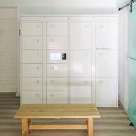 Forenna Hostel - Adults Only