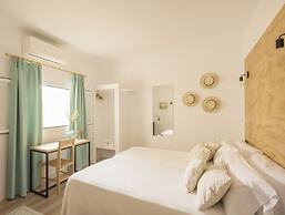 Forenna Hostel - Adults Only