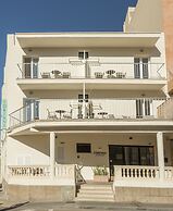 Forenna Hostel - Adults Only