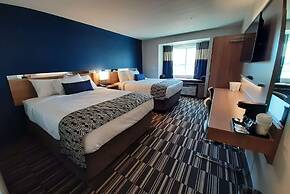 Microtel Inn & Suites by Wyndham Loveland