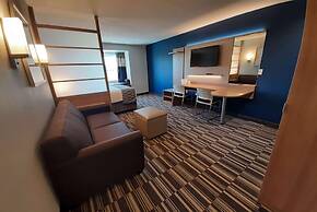 Microtel Inn & Suites by Wyndham Loveland