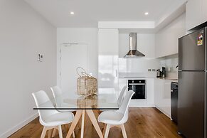 The East End Apartments by Urban Rest