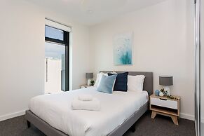 The East End Apartments by Urban Rest