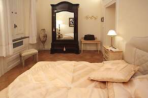 Villa Alba d' Oro - Historic Luxury Villa