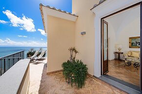 Villa Alba d' Oro - Historic Luxury Villa