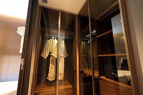 Walton Suites Sukhumvit