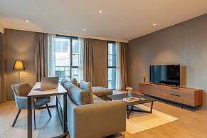 Walton Suites Sukhumvit