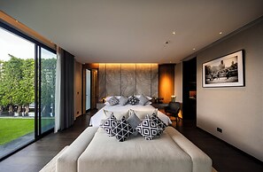 Walton Suites Sukhumvit