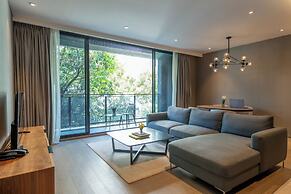 Walton Suites Sukhumvit