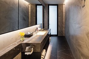 Walton Suites Sukhumvit