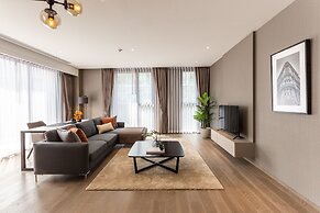 Walton Suites Sukhumvit